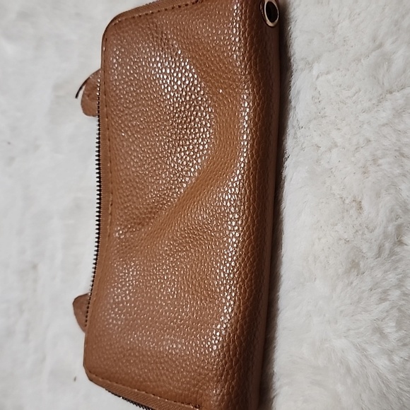 Brown Llama Designed Wallet. Used Condition. Missing Zipper Pull !!! - Picture 6 of 8